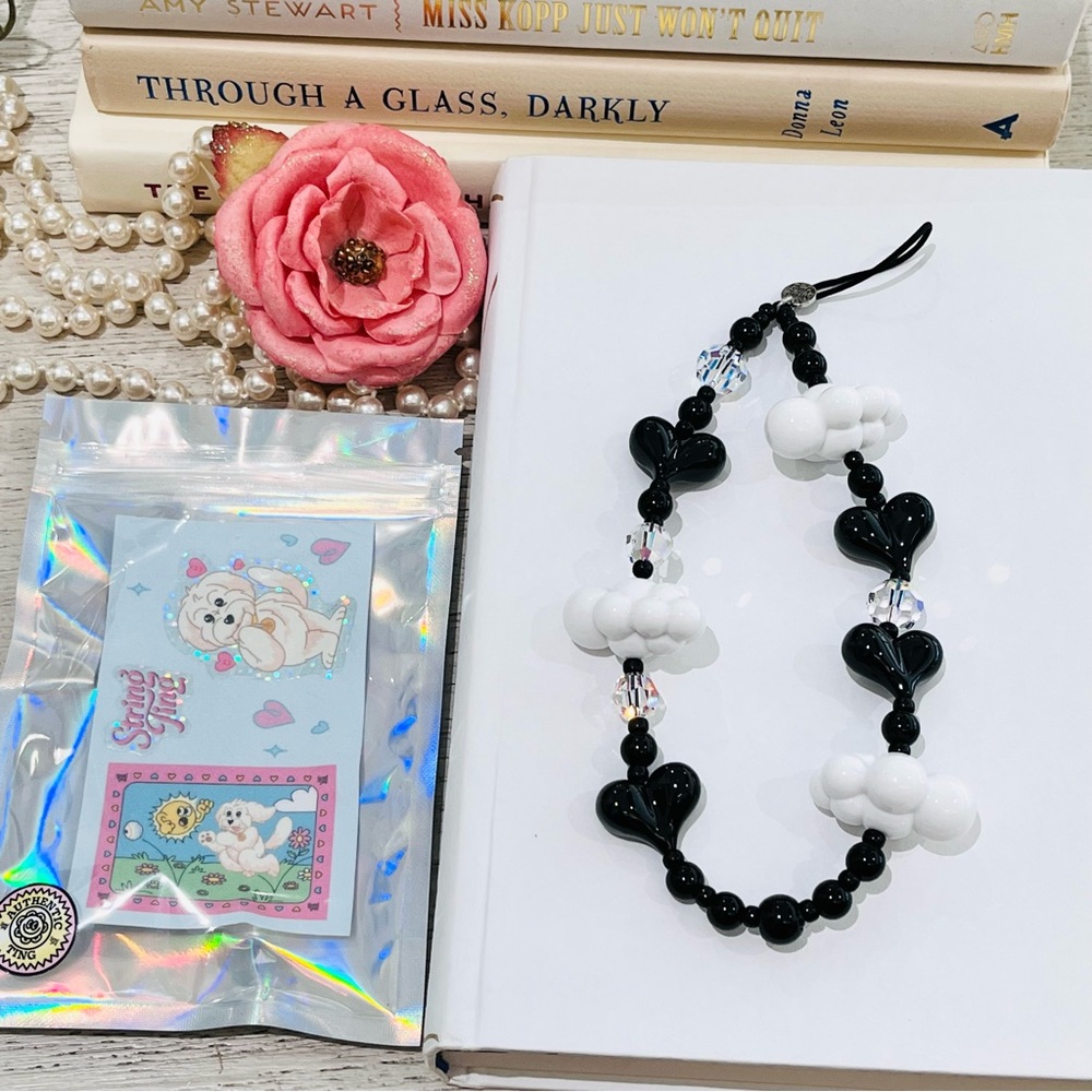 STRING TING NUBIAN KAWAII WRISTLET PHONE STRAP